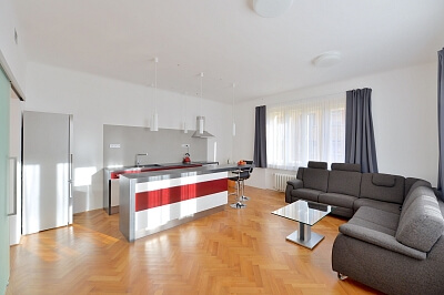 U Smaltovny, Holešovice - Praha 7 | Pronájem, Byt 2+kk, 65 m²