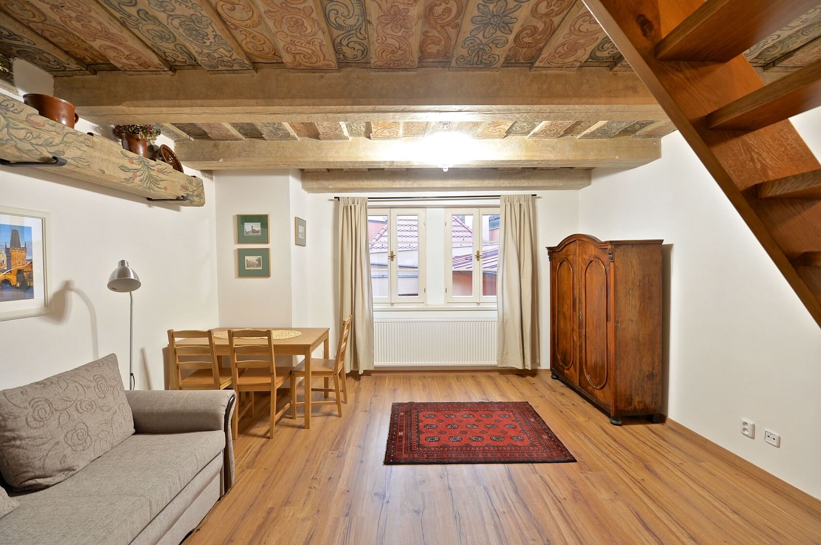 Mostecká, Malá Strana - Praha 1 | Pronájem, Byt 2+kk, 42 m²