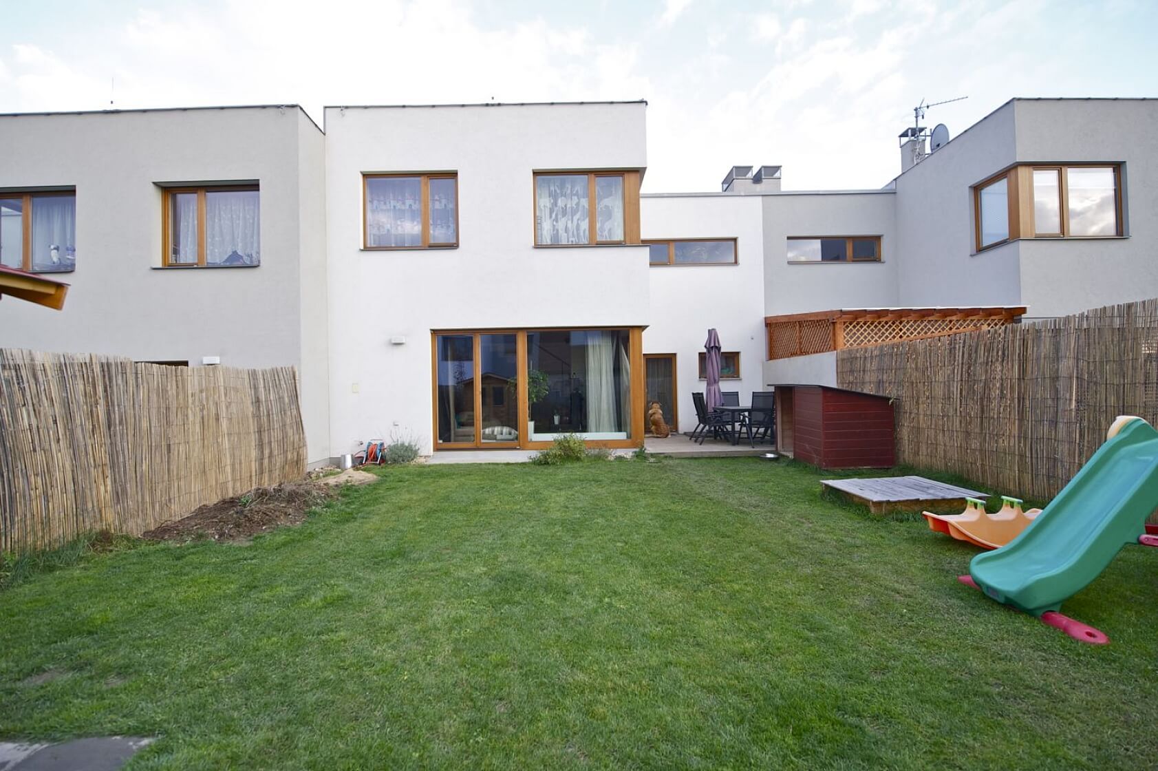 V Klidu, Dolní Břežany - Praha-západ | Sale, House Three-bedroom (4+1), 150 m²