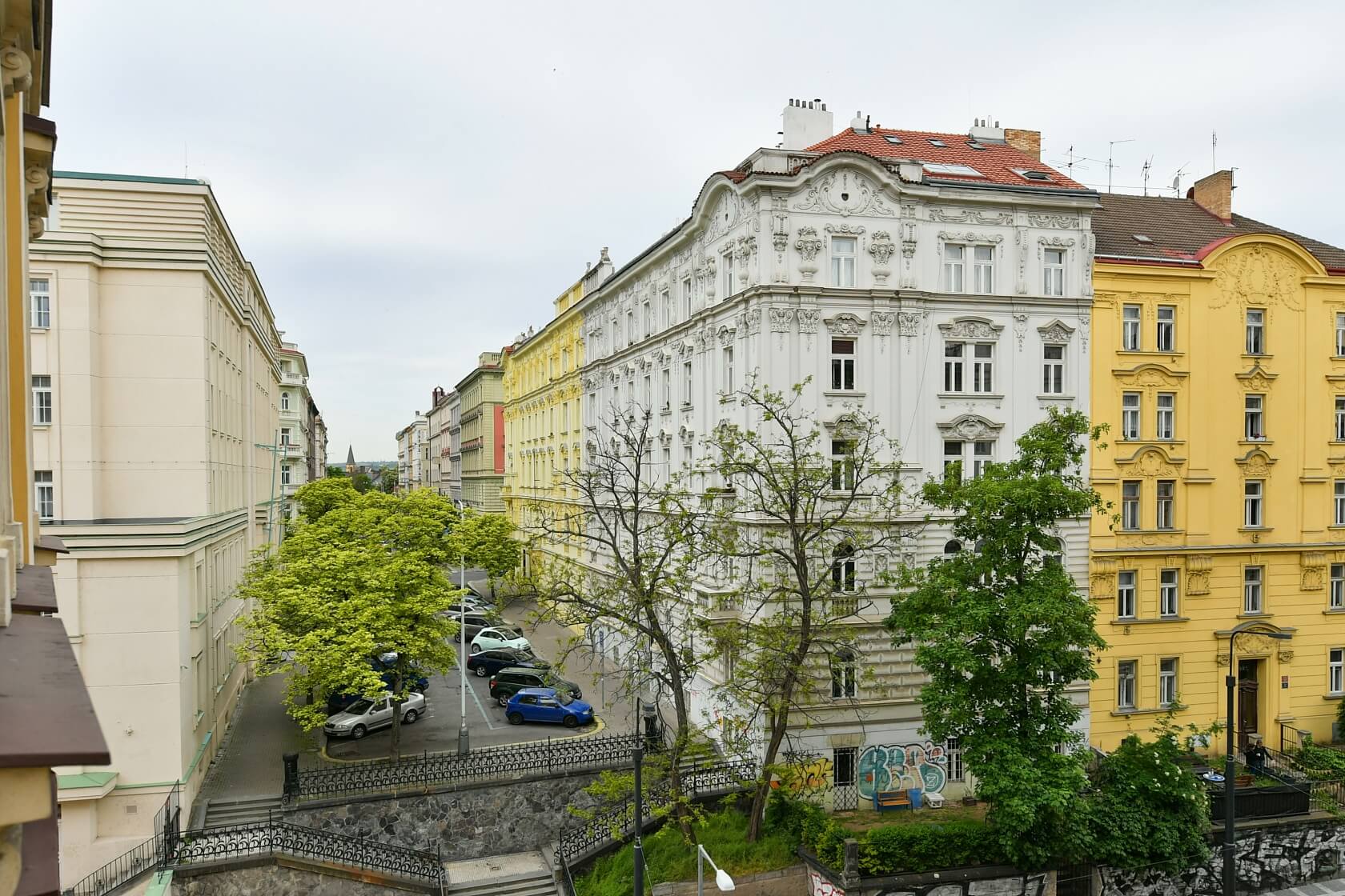 U Zvonařky, Vinohrady - Prague 2 | Rent, Apartment Three-bedroom (4+kk), 144 m²