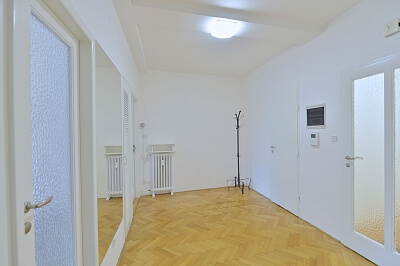 Klimentská, Nové Město - Prague 1 | Rent, Apartment One-bedroom (2+1), 86 m²