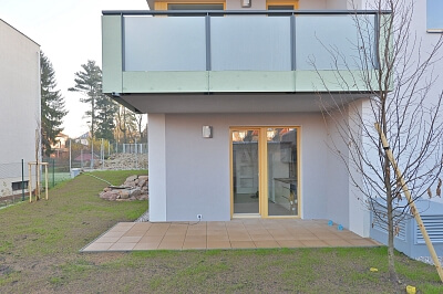 Višňová, Krč - Praha 4 | Pronájem, Byt 2+kk, 38 m²