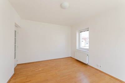 U Nás, Braník - Prague 4 | Rent, Apartment Three-bedroom (4+kk), 147 m²