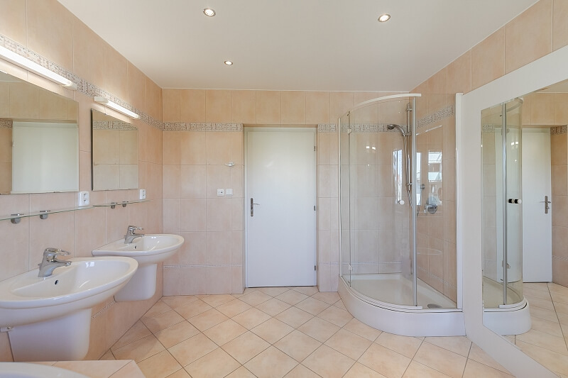 U Nás, Braník - Prague 4 | Rent, Apartment Three-bedroom (4+kk), 147 m²