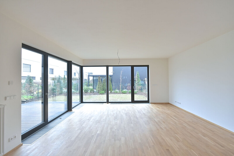 Urešova, Kunratice - Prague 4 | Rent, House Three-bedroom (4+kk), 212 m²