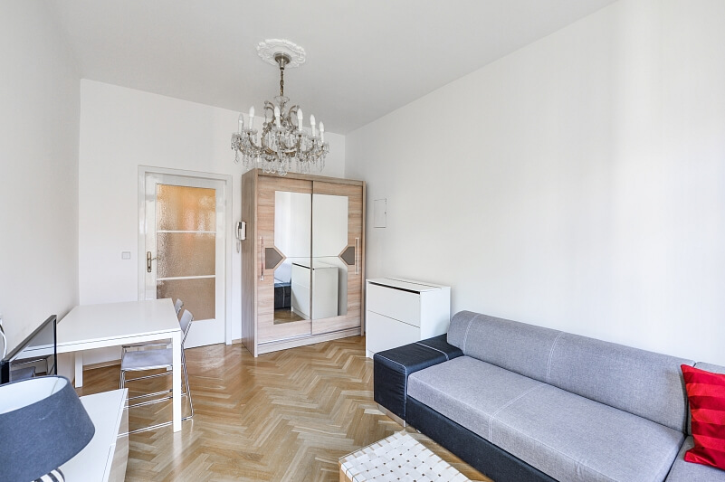 Eliášova, Bubeneč - Praha 6 | Pronájem, Byt 1+kk, 24 m²