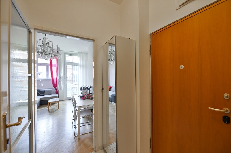 Eliášova, Bubeneč - Prague 6 | Rent, Apartment Studio (1+kk), 24 m²