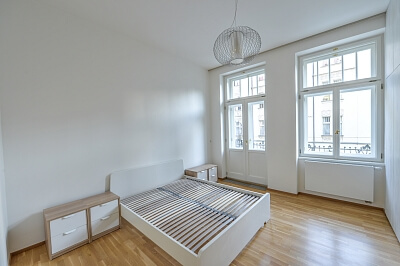 Křižíkova, Karlín - Praha 8 | Pronájem, Byt 3+kk, 89 m²