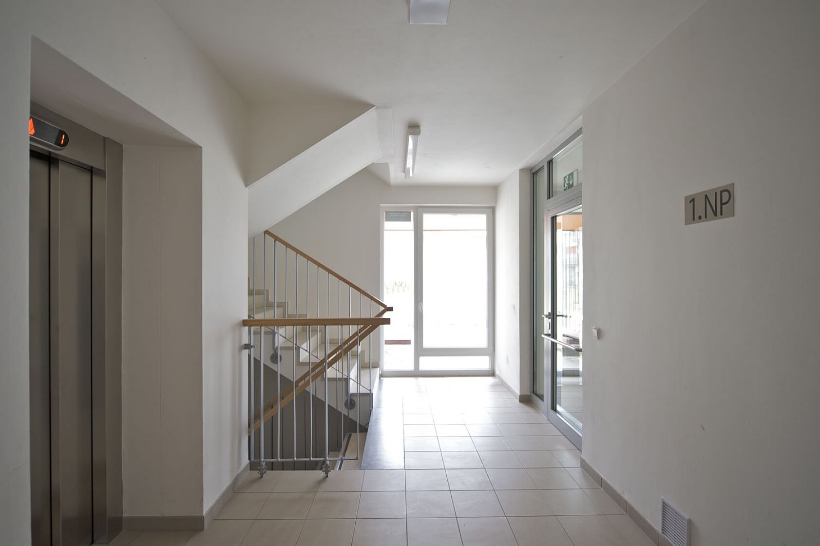 Petržílkova, Stodůlky - Prague 5 | Sale, Apartment Two-bedroom (3+kk), 81 m²