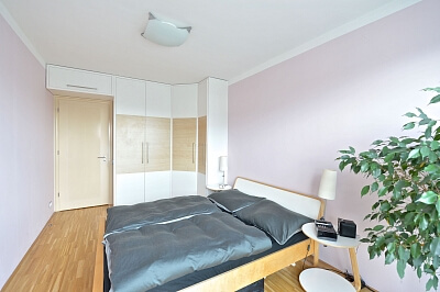 Rohanské nábřeží, Karlín - Prague 8 | Rent, Apartment One-bedroom (2+kk), 75 m²