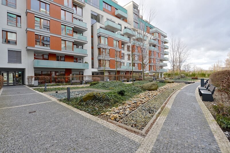 Rohanské nábřeží, Karlín - Praha 8 | Pronájem, Byt 2+kk, 75 m²