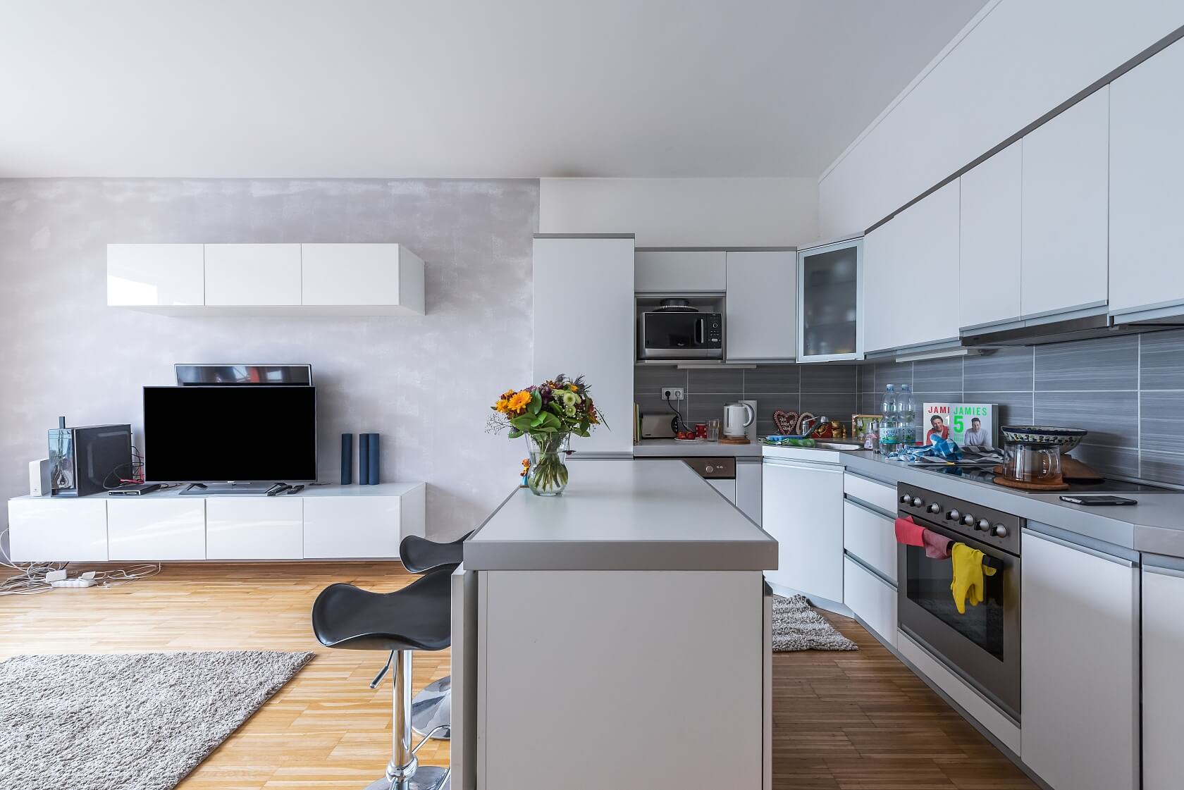 Rohanské nábřeží, Karlín - Praha 8 | Pronájem, Byt 2+kk, 75 m²