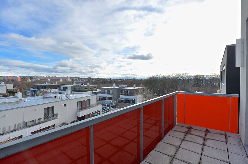 Lhotákova, Libeň - Praha 8 | Pronájem, Byt 2+kk, 60 m²