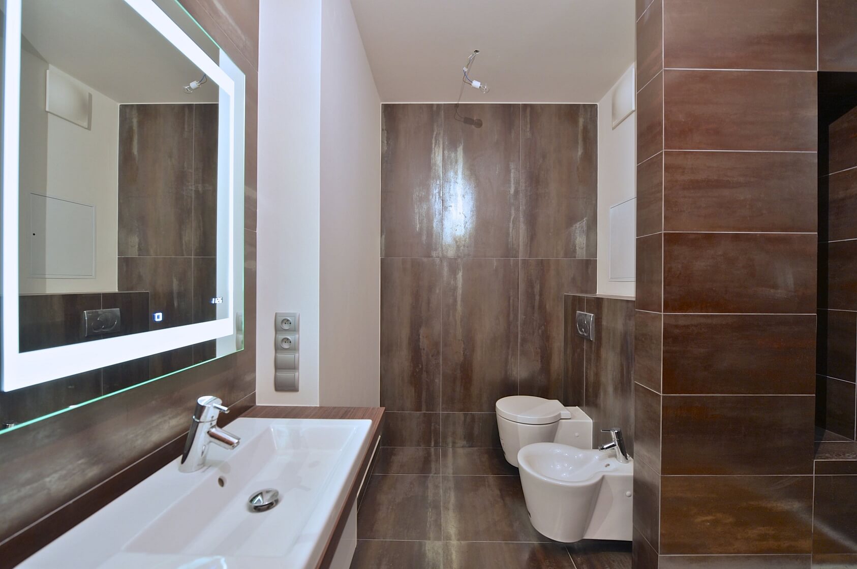 Lhotákova, Libeň - Praha 8 | Pronájem, Byt 2+kk, 60 m²