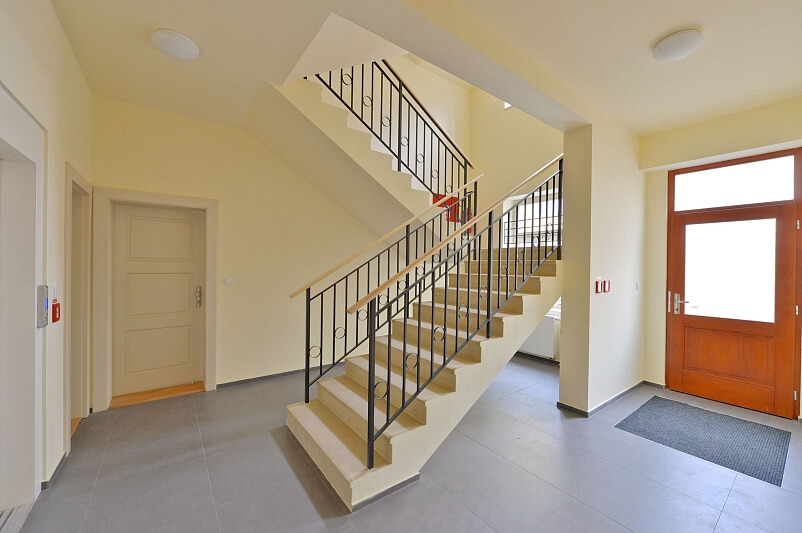 Šlikova, Břevnov - Prague 6 | Rent, Apartment Studio (1+kk), 28 m²