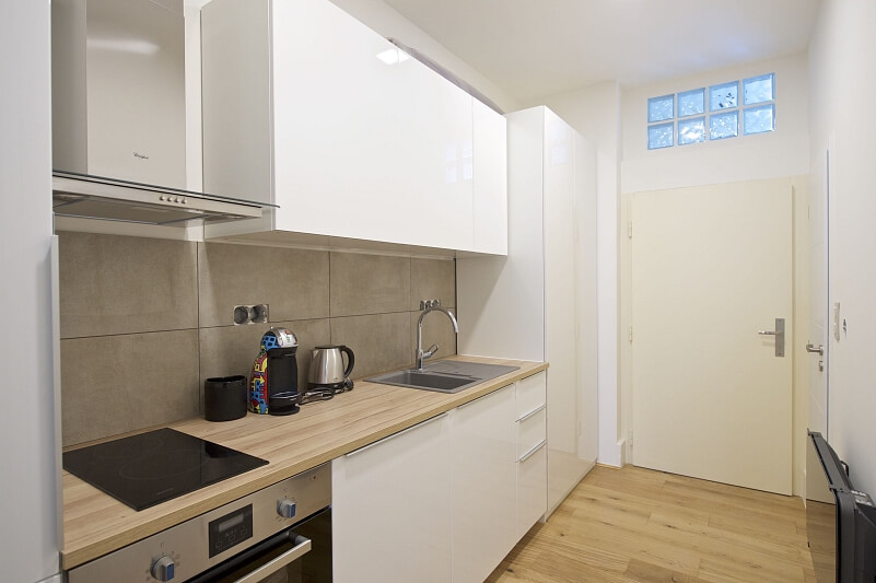 Máchova, Vinohrady - Prague 2 | Rent, Apartment Studio (1+kk), 42 m²