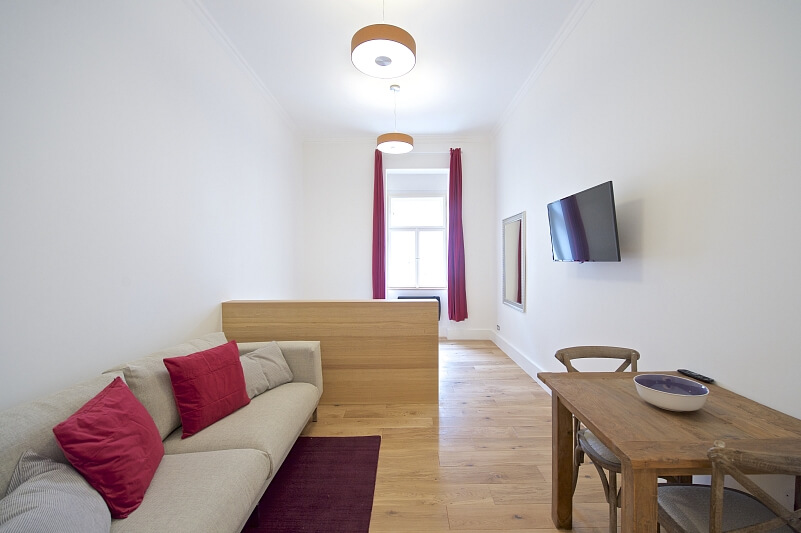 Máchova, Vinohrady - Prague 2 | Rent, Apartment Studio (1+kk), 42 m²