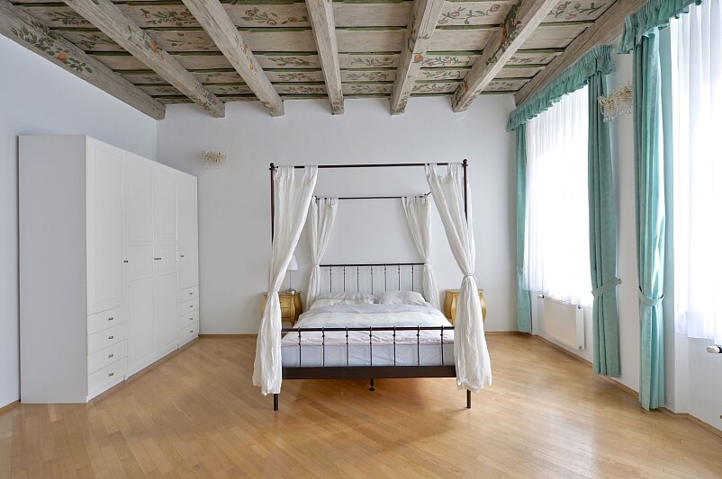 Vlašská, Malá Strana - Praha 1 | Pronájem, Byt 3+kk, 93 m²