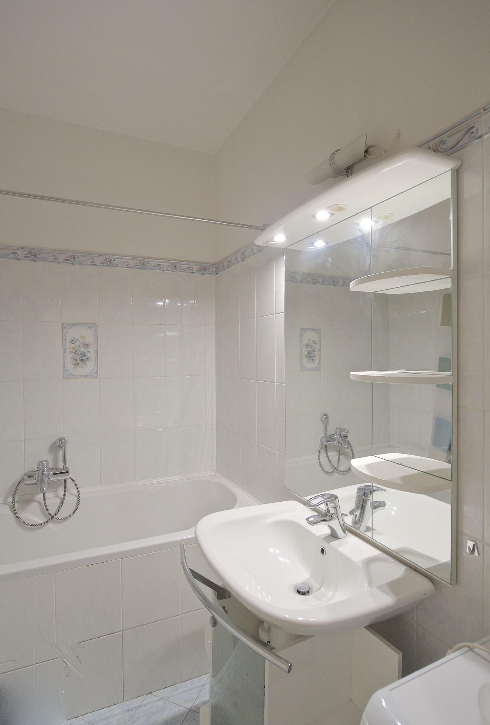 Vlašská, Malá Strana - Prague 1 | Rent, Apartment Two-bedroom (3+kk), 93 m²