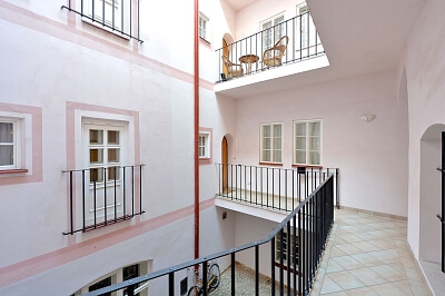 Vlašská, Malá Strana - Praha 1 | Pronájem, Byt 3+kk, 93 m²