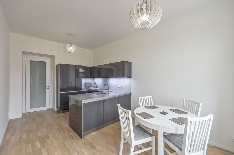 Řehořova, Žižkov - Prague 3 | Rent, Apartment Two-bedroom (3+1), 90 m²