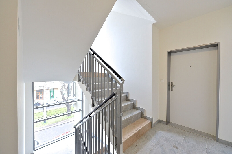 Bělohorská, Břevnov - Praha 6 | Pronájem, Byt 2+kk, 45 m²