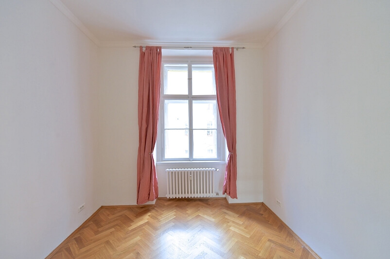 Mělnická, Malá Strana - Prague 5 | Rent, Apartment Two-bedroom (3+1), 92 m²