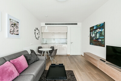 Purkyňova, Nové Město - Prague 1 | Rent, Apartment One-bedroom (2+kk), 50 m²