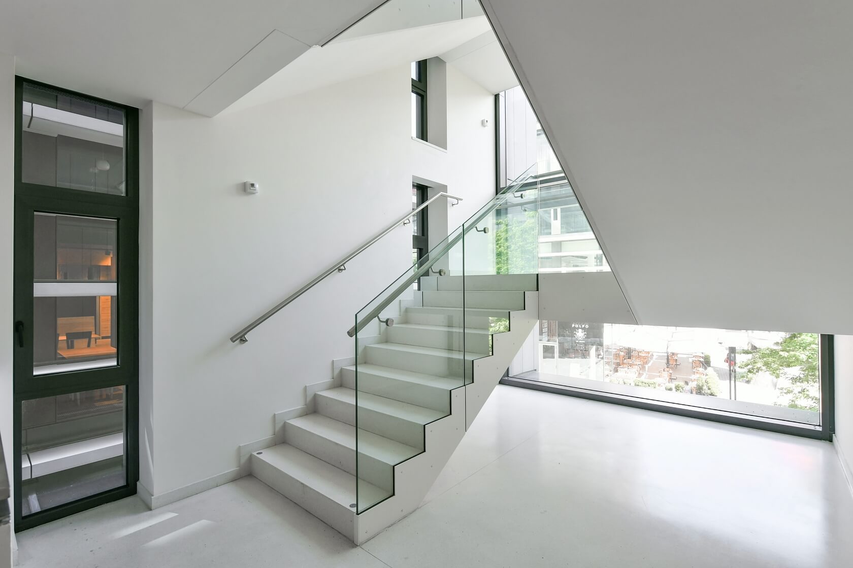 Purkyňova, Nové Město - Prague 1 | Rent, Apartment One-bedroom (2+kk), 50 m²