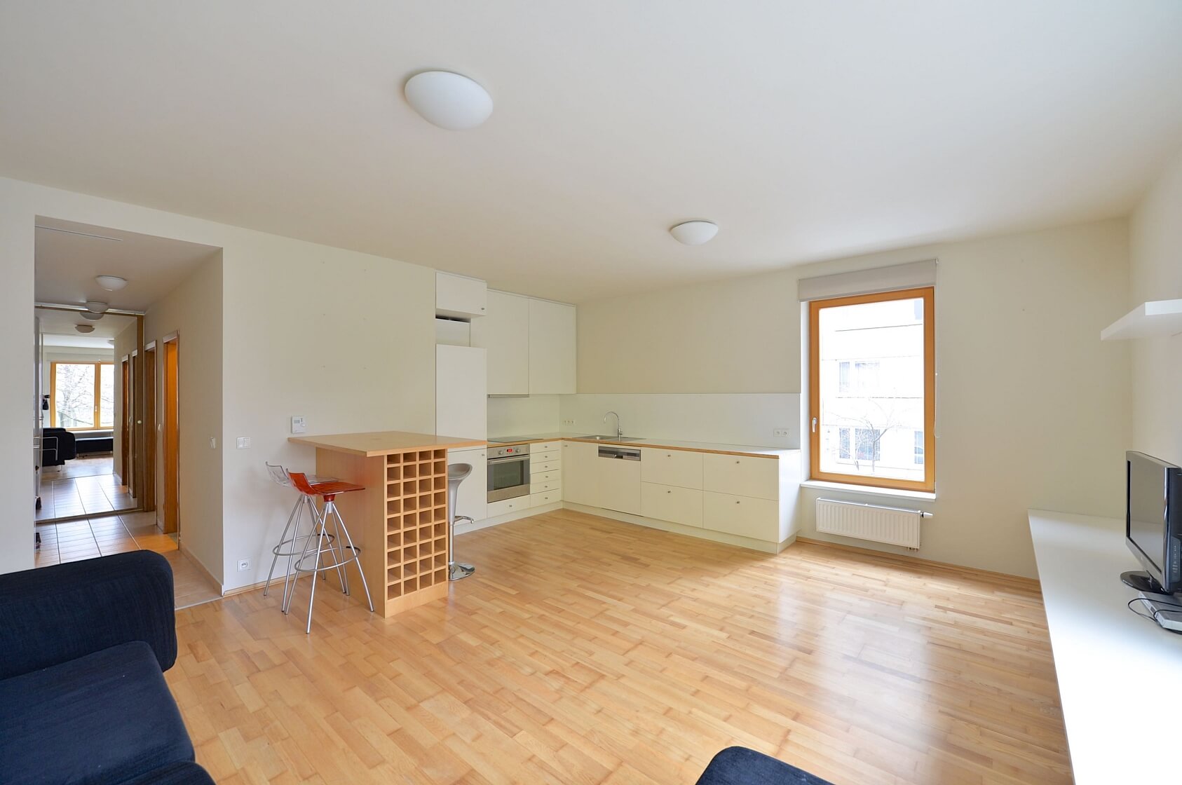 Jeseniova, Žižkov - Prague 3 | Rent, Apartment One-bedroom (2+kk), 56 m²