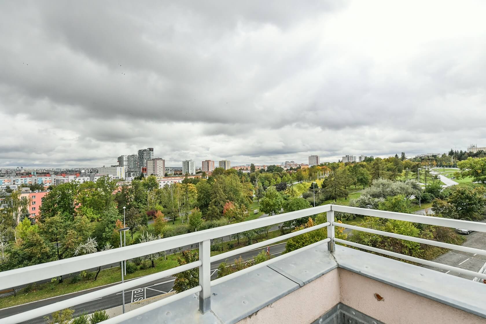 Akademická, Malešice - Praha 10 | Pronájem, Byt 2+kk, 175 m²