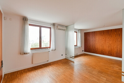 Akademická, Malešice - Prague 10 | Rent, Apartment One-bedroom (2+kk), 175 m²