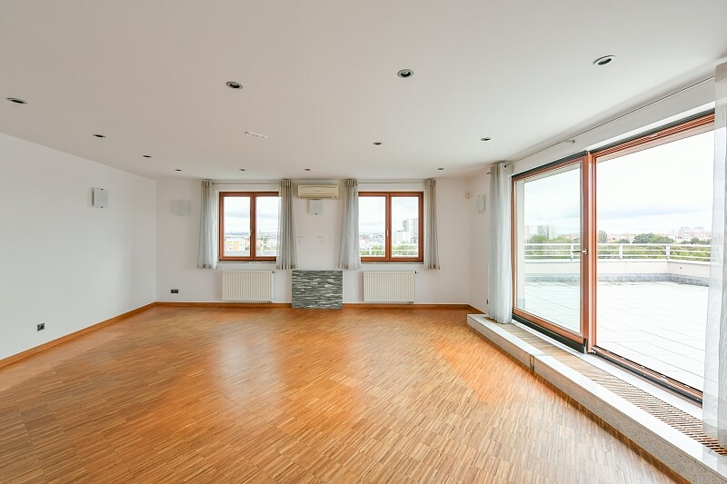 Akademická, Malešice - Prague 10 | Rent, Apartment One-bedroom (2+kk), 175 m²