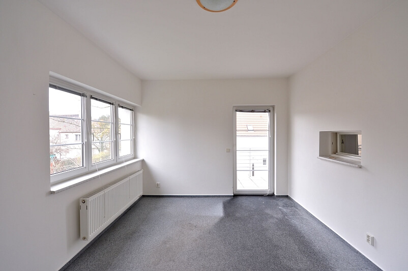 Jihovýchodní VII, Záběhlice - Praha 4 | Pronájem, Rodinný dům 7+1, 200 m²