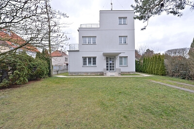 Jihovýchodní VII, Záběhlice - Prague 4 | Rent, House Six-bedroom (7+1), 200 m²