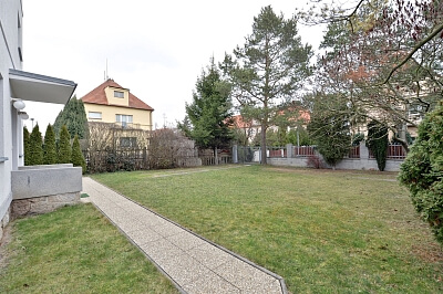 Jihovýchodní VII, Záběhlice - Praha 4 | Pronájem, Rodinný dům 7+1, 200 m²