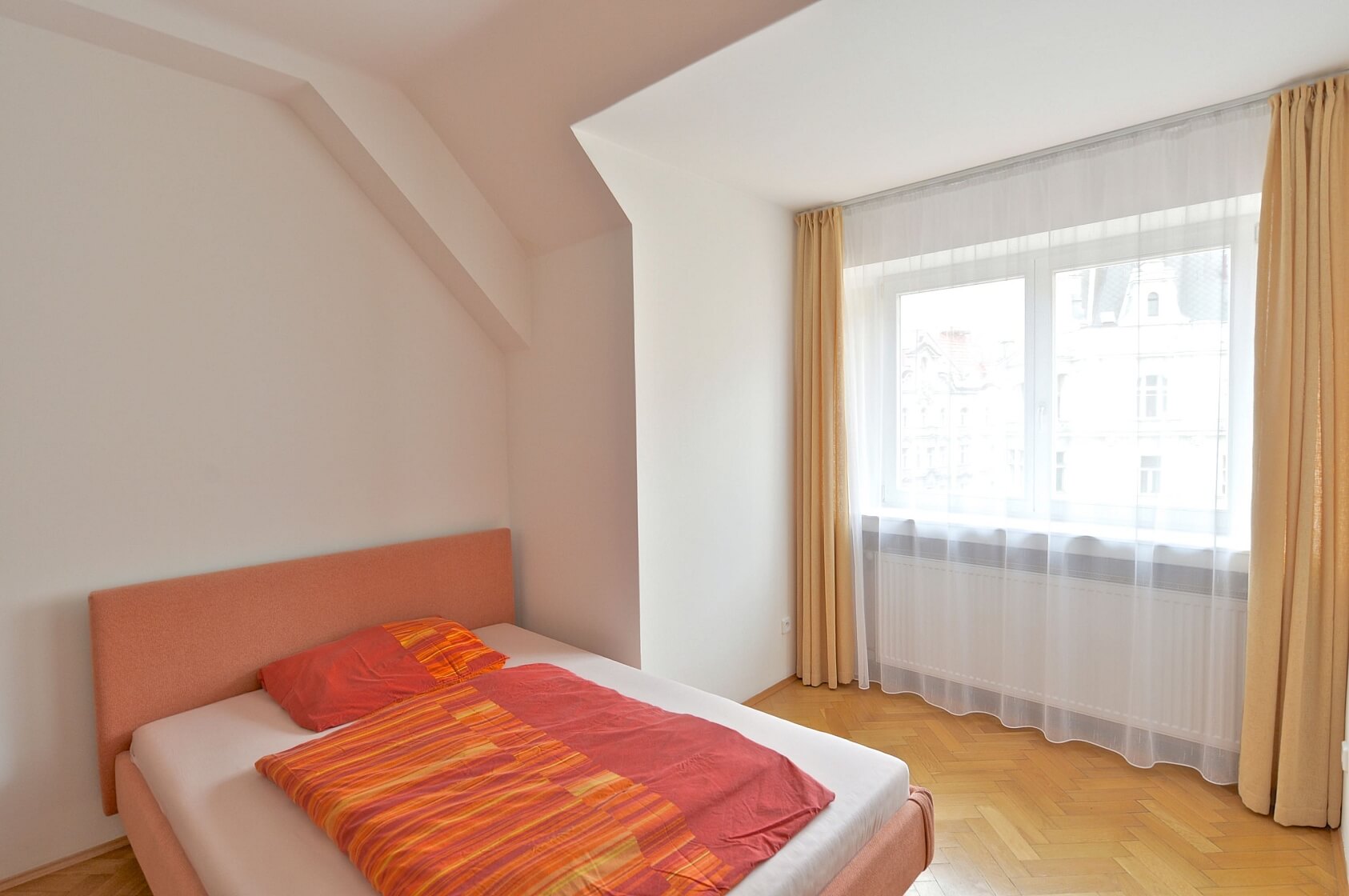 Dlouhá, Staré Město - Prague 1 | Rent, Apartment One-bedroom (2+kk), 56 m²