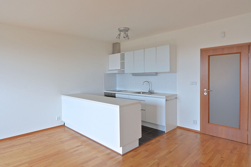 Karla Kryla, Stodůlky - Praha 5 | Pronájem, Byt 1+kk, 41 m²