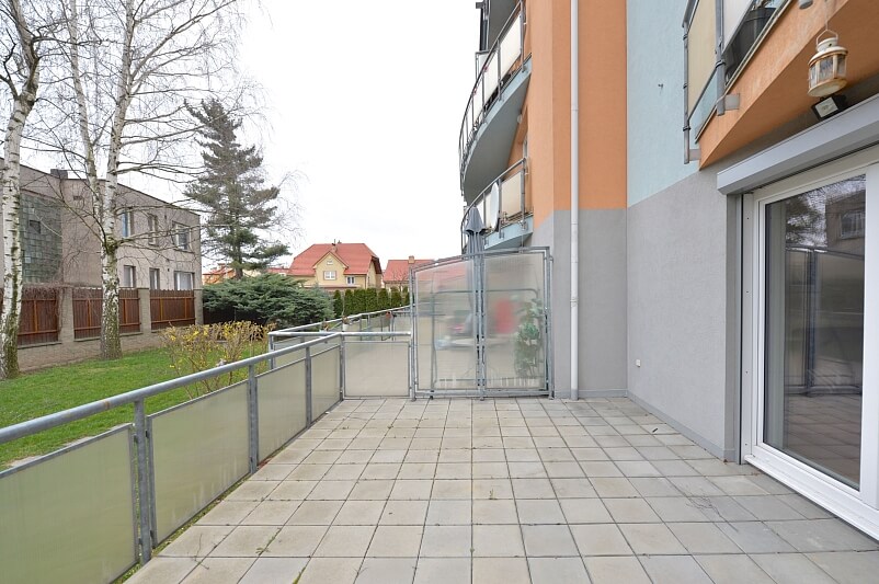 Ve Žlíbku, Horní Počernice - Prague 9 | Sale, Apartment One-bedroom (2+kk), 82 m²