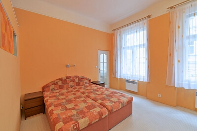 Varšavská, Vinohrady - Prague 2 | Rent, Apartment One-bedroom (2+1), 69 m²