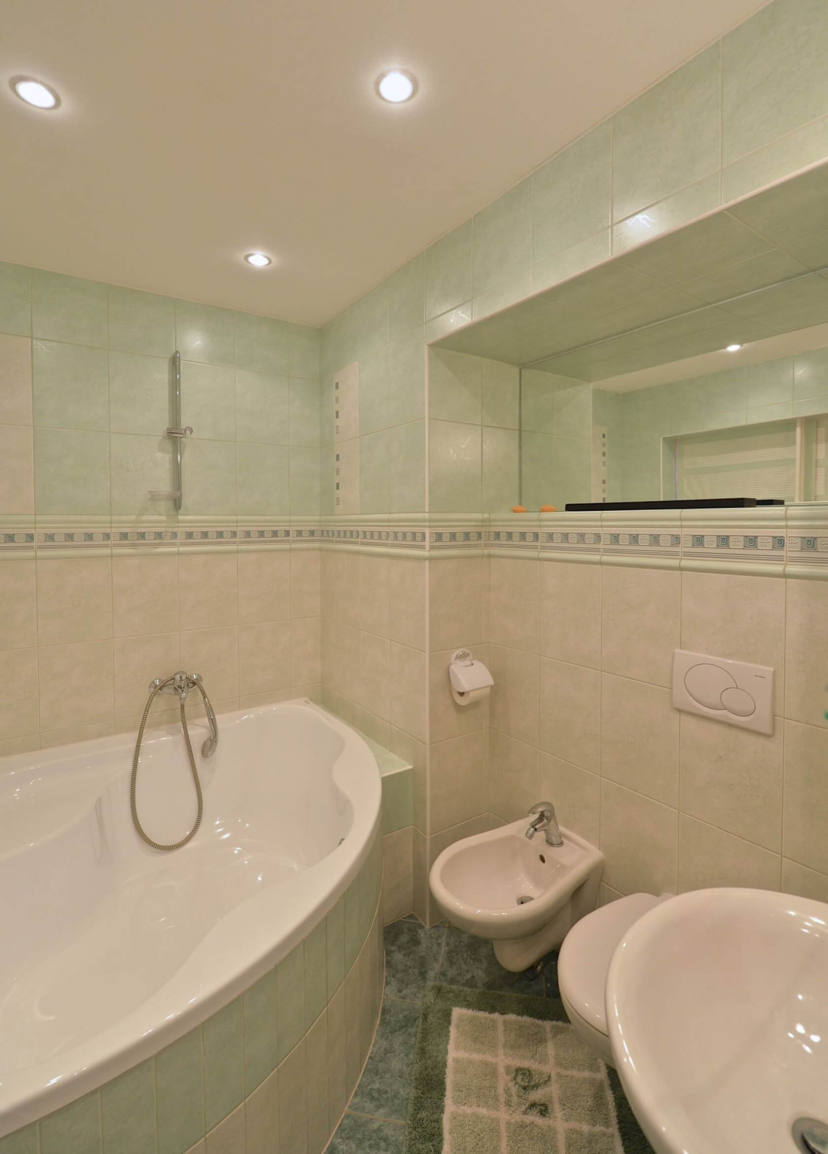 Varšavská, Vinohrady - Prague 2 | Rent, Apartment One-bedroom (2+1), 69 m²