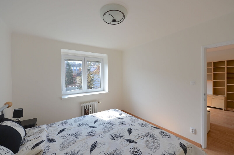 Na Dlouhém lánu, Vokovice - Prague 6 | Rent, Apartment One-bedroom (2+1), 48 m²