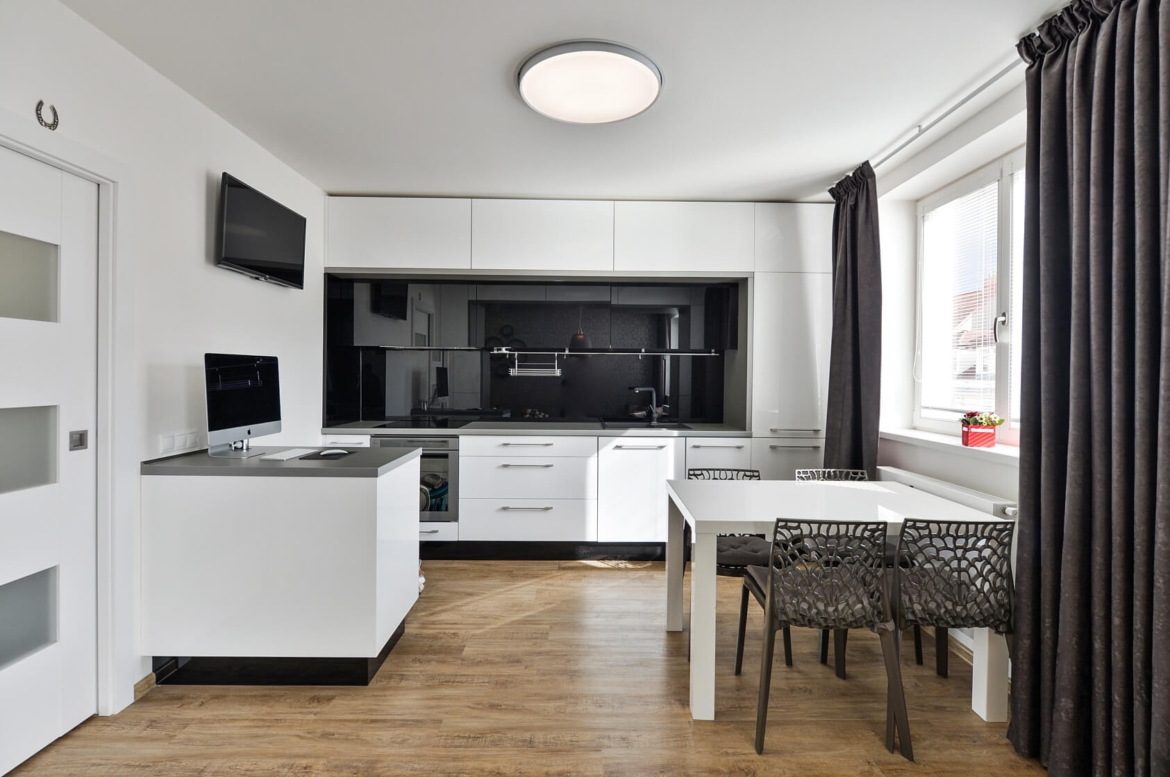 Moravská, Vinohrady - Prague 2 | Rent, Apartment One-bedroom (2+kk), 91 m²