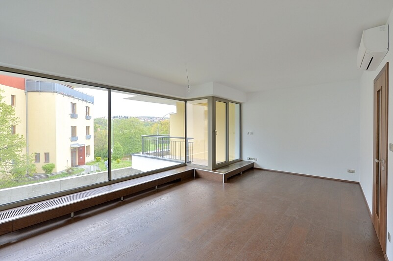 U Okrouhlíku, Smíchov - Praha 5 | Pronájem, Byt 1+kk, 47 m²