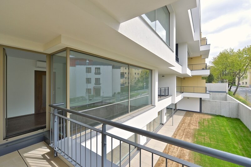 U Okrouhlíku, Smíchov - Prague 5 | Rent, Apartment Studio (1+kk), 47 m²