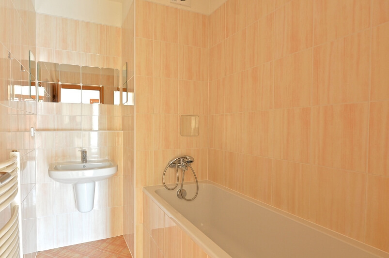 Na Maninách, Holešovice - Prague 7 | Rent, Apartment One-bedroom (2+kk), 63 m²