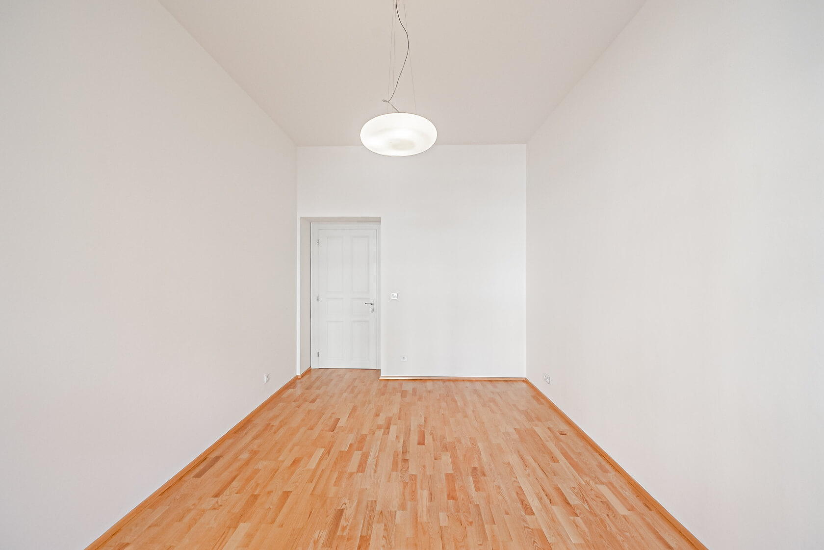 Pod Slovany, Nové Město - Praha 2 | Pronájem, Byt 3+kk, 97 m²