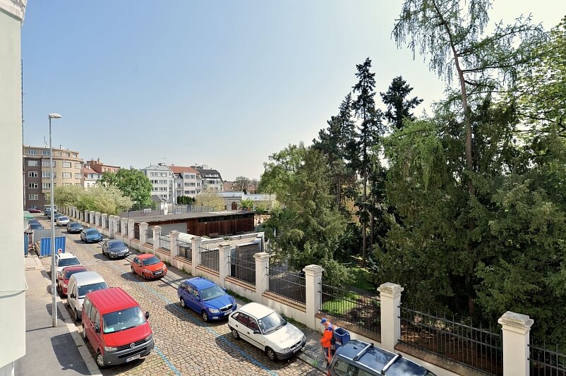U Havlíčkových sadů, Vinohrady - Prague 2 | Rent, Apartment One-bedroom (2+kk), 105 m²