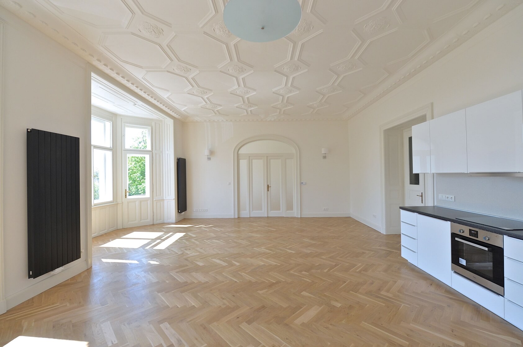 U Havlíčkových sadů, Vinohrady - Prague 2 | Rent, Apartment One-bedroom (2+kk), 105 m²