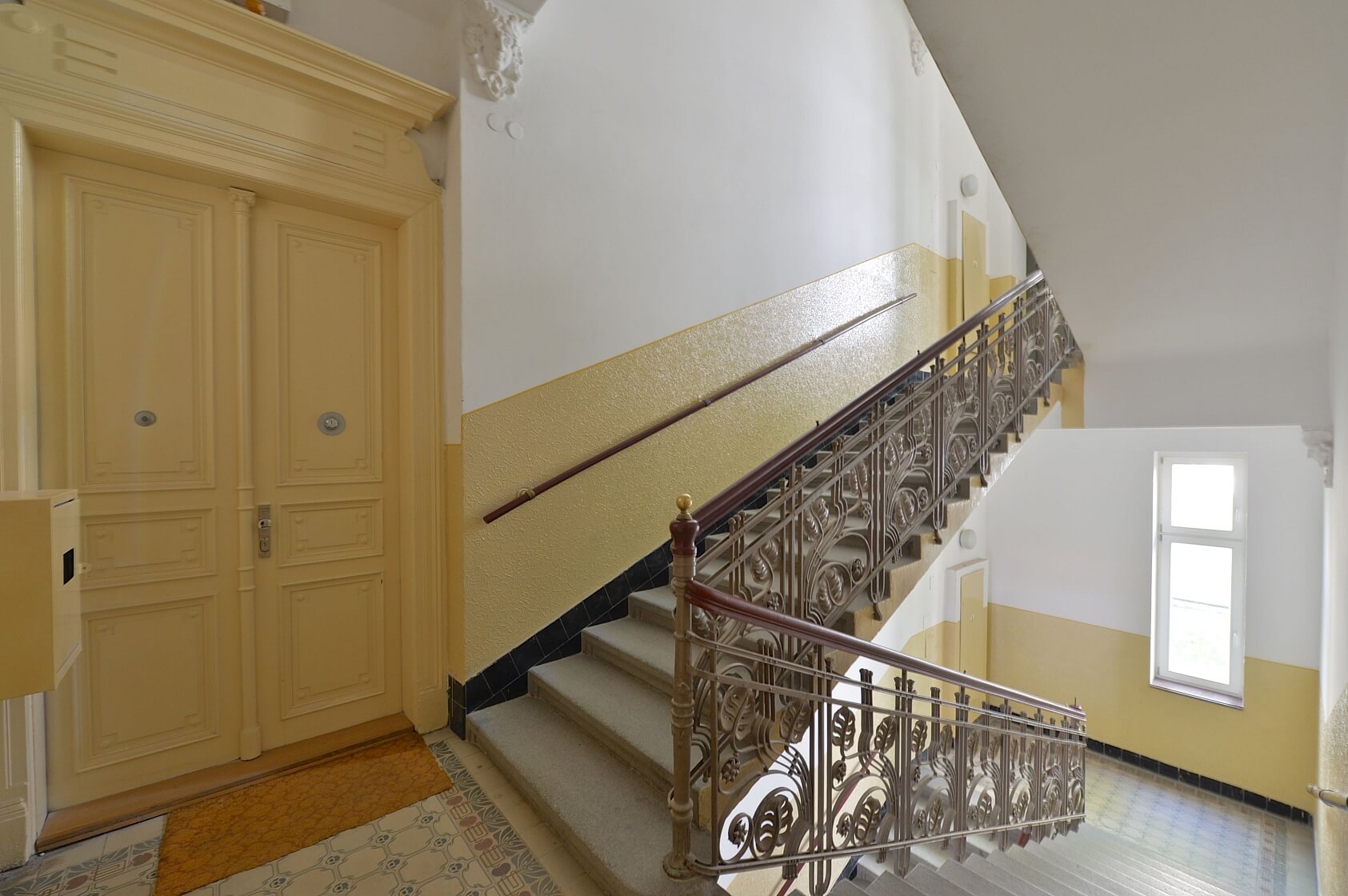 U Havlíčkových sadů, Vinohrady - Prague 2 | Rent, Apartment One-bedroom (2+kk), 105 m²